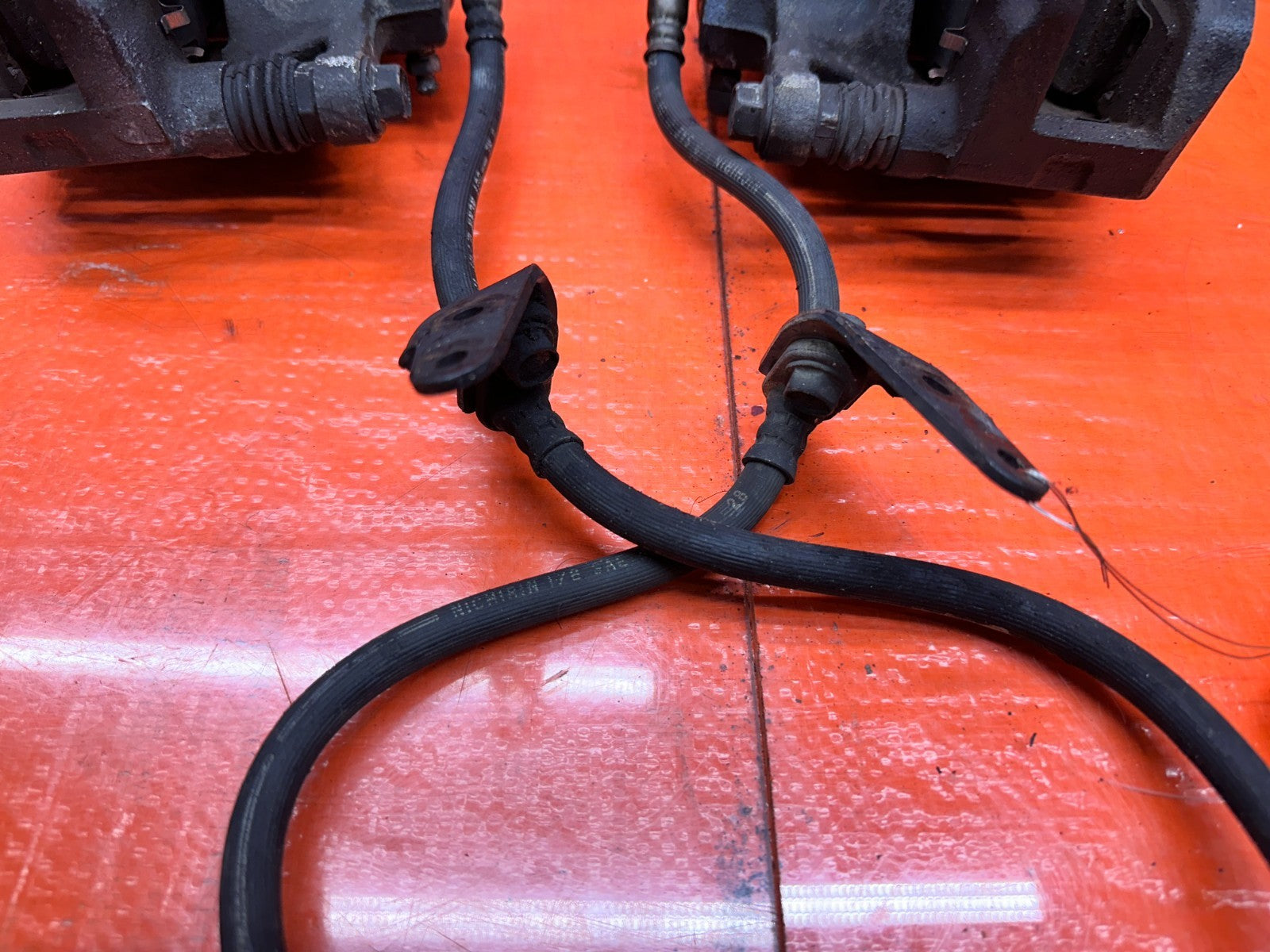 04 08 ACURA TSX   LEFT AND RIGHT FRONT BRAKE CALIPERS   OEM FACTORY OE #3306