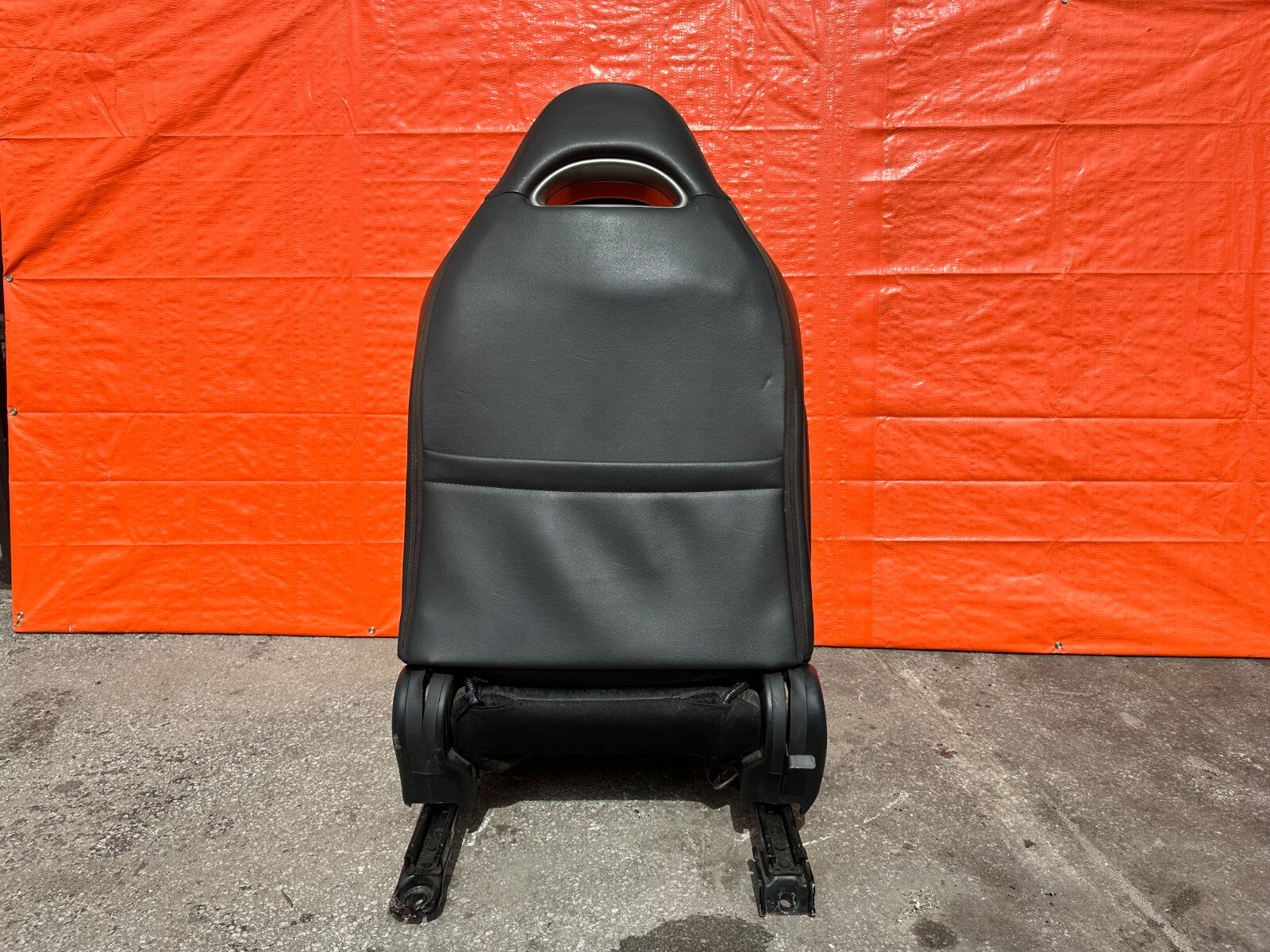 05 06 ACURA RSX   PASSENGER RIGHT   BLACK LEATHER SEAT   OEM FACTORY OE #2910