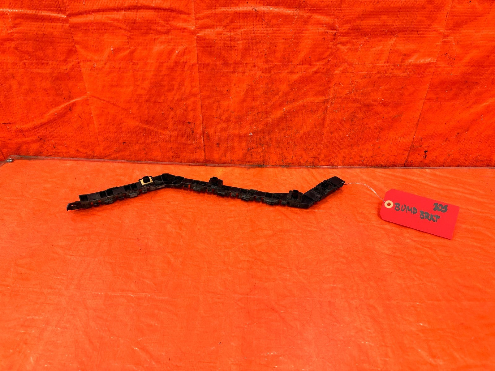 09 14 ACURA TSX   PASSENGER RIGHT REAR BUMPER RETAINER BRACKET CLIP   OEM #3050