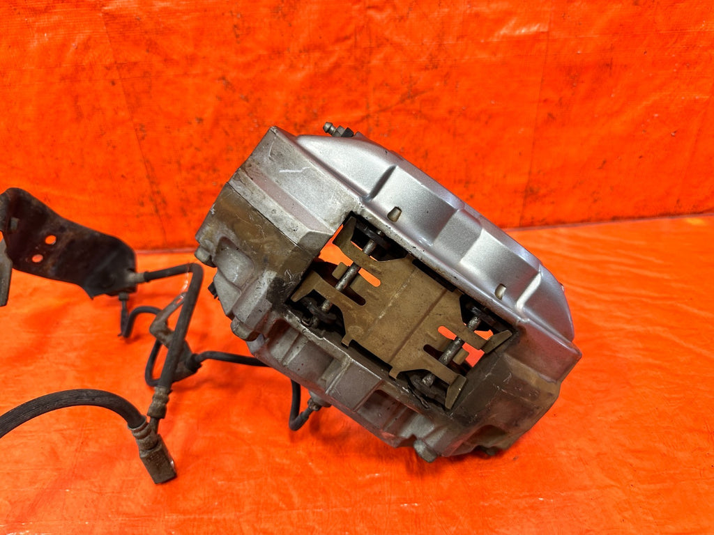 08 15 G37 Q60 14 23 Q50 SPORT   AKEBONO   DRIVER LEFT FRONT CALIPER OEM 3282