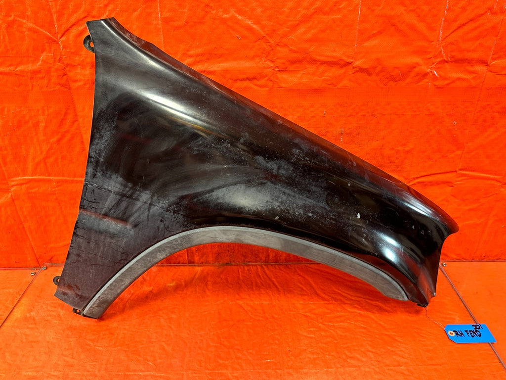97 01 HONDA CR V CRV   PASSENGER RIGHT FRONT   FENDER W/ TRIM   OEM 3000