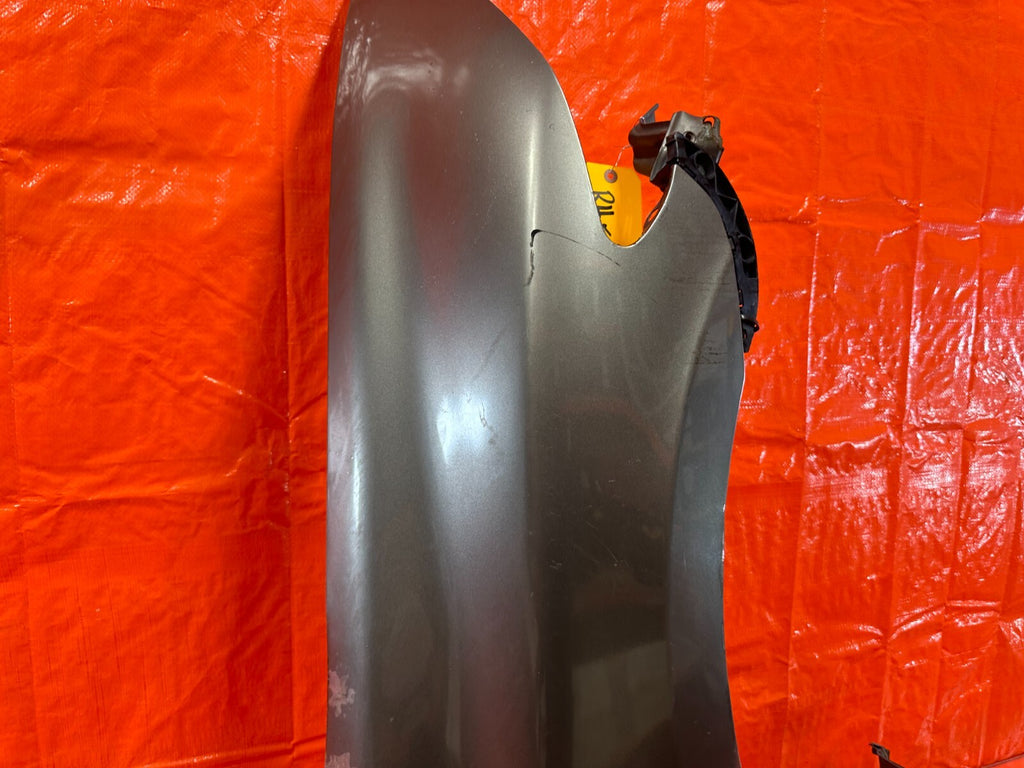06 11 HONDA CIVIC SEDAN   FENDER   RIGHT SIDE   GRAY COLOR   OEM #2606