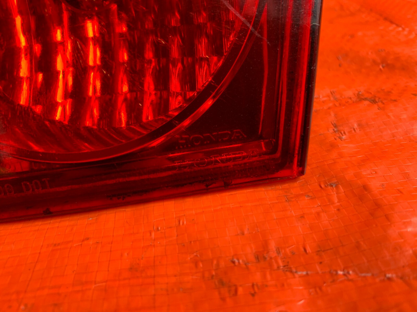 04 05 ACURA TSX   PASSENGER RIGHT INNER TRUNK TAIL LIGHT LAMP   OEM FACTORY OE4