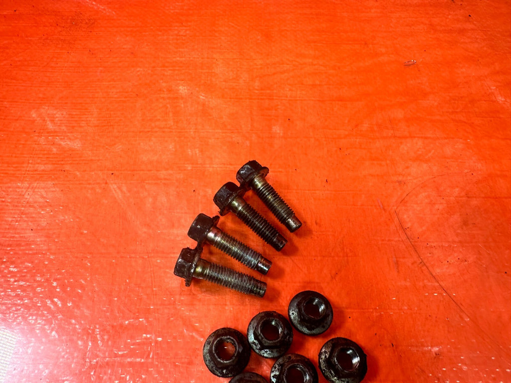 03 07 INFINITI G35 COUPE   RIGHT MOTOR MOUNT BOLT SET BOLTS   OEM 2982