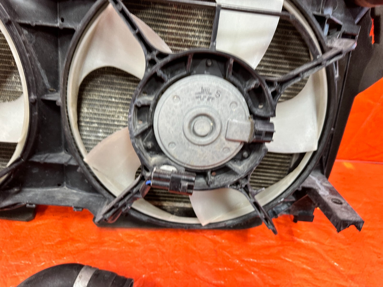 13 16 SCION FRS MANUAL TRANSMISSION ONLY   RADIATOR W/ FANS   OEM #2936