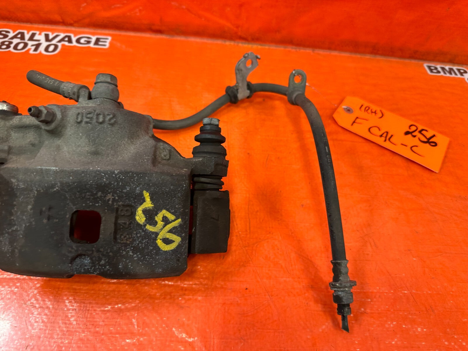 93 94 HONDA DEL SOL SI   PASSENGER RIGHT FRONT BRAKE CALIPER OEM FACTORY 2563