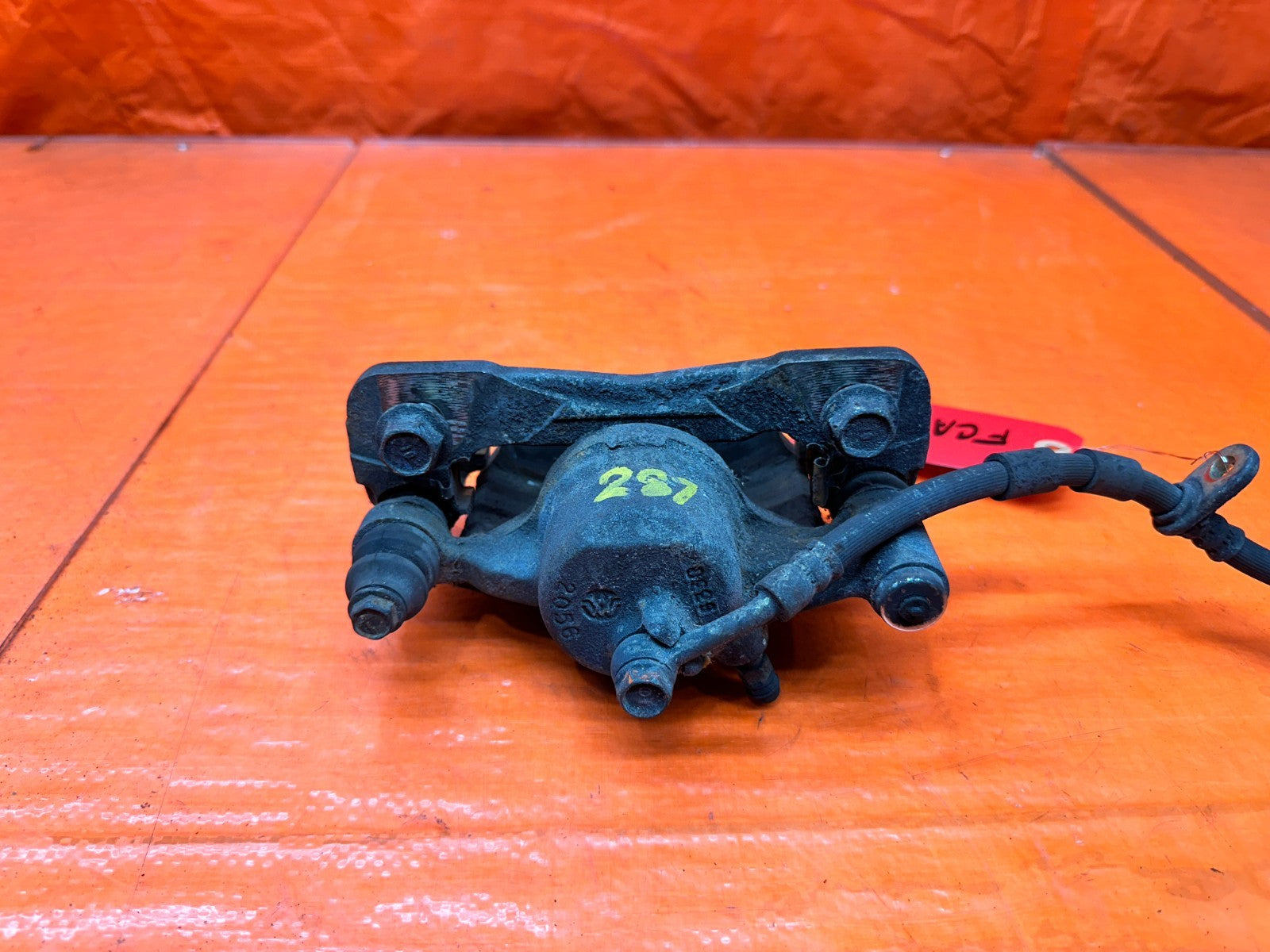 96 00 HONDA CIVIC   DX LX   DRIVER LEFT FRONT BRAKE CALIPER   OEM FACTORY 2876