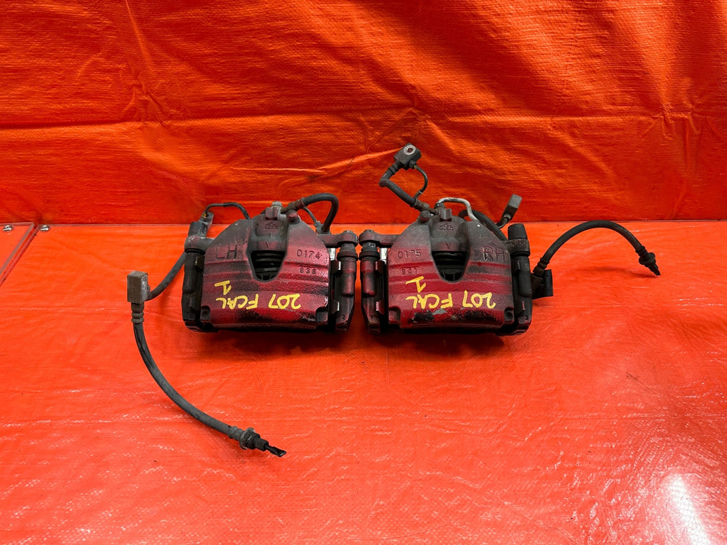 08 15 INFINITI G37 Q60   NON SPORT MODEL   LEFT 7 RIGHT FRONT BRAKE CALIPERS 2070
