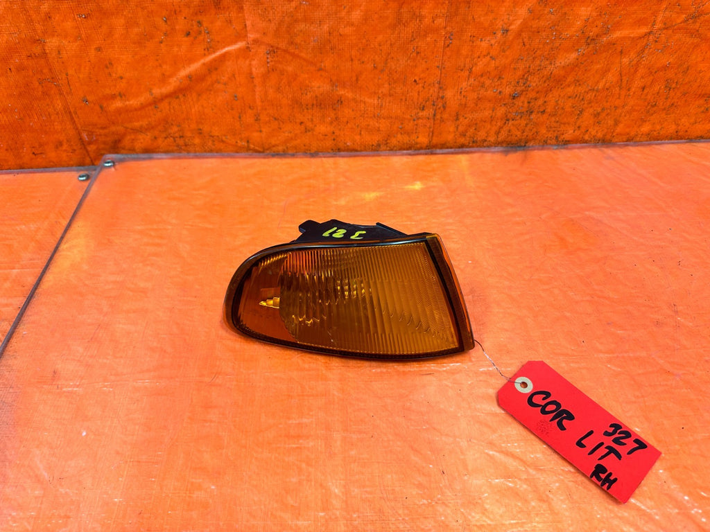 92 95 HONDA CIVIC   2D COUPE   RIGHT CORNER LIGHT   3272