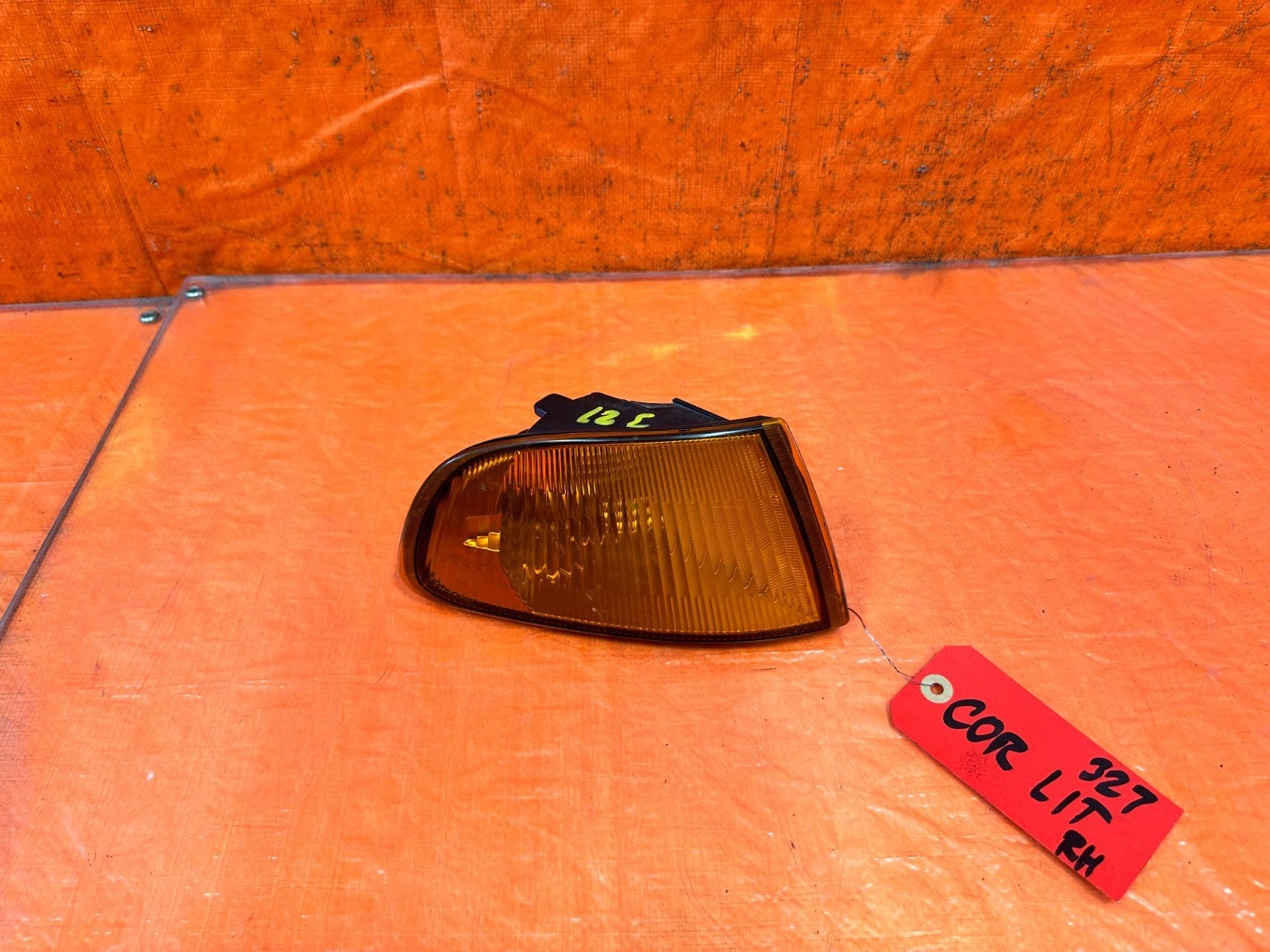 92 95 HONDA CIVIC   2D COUPE   RIGHT CORNER LIGHT   3272