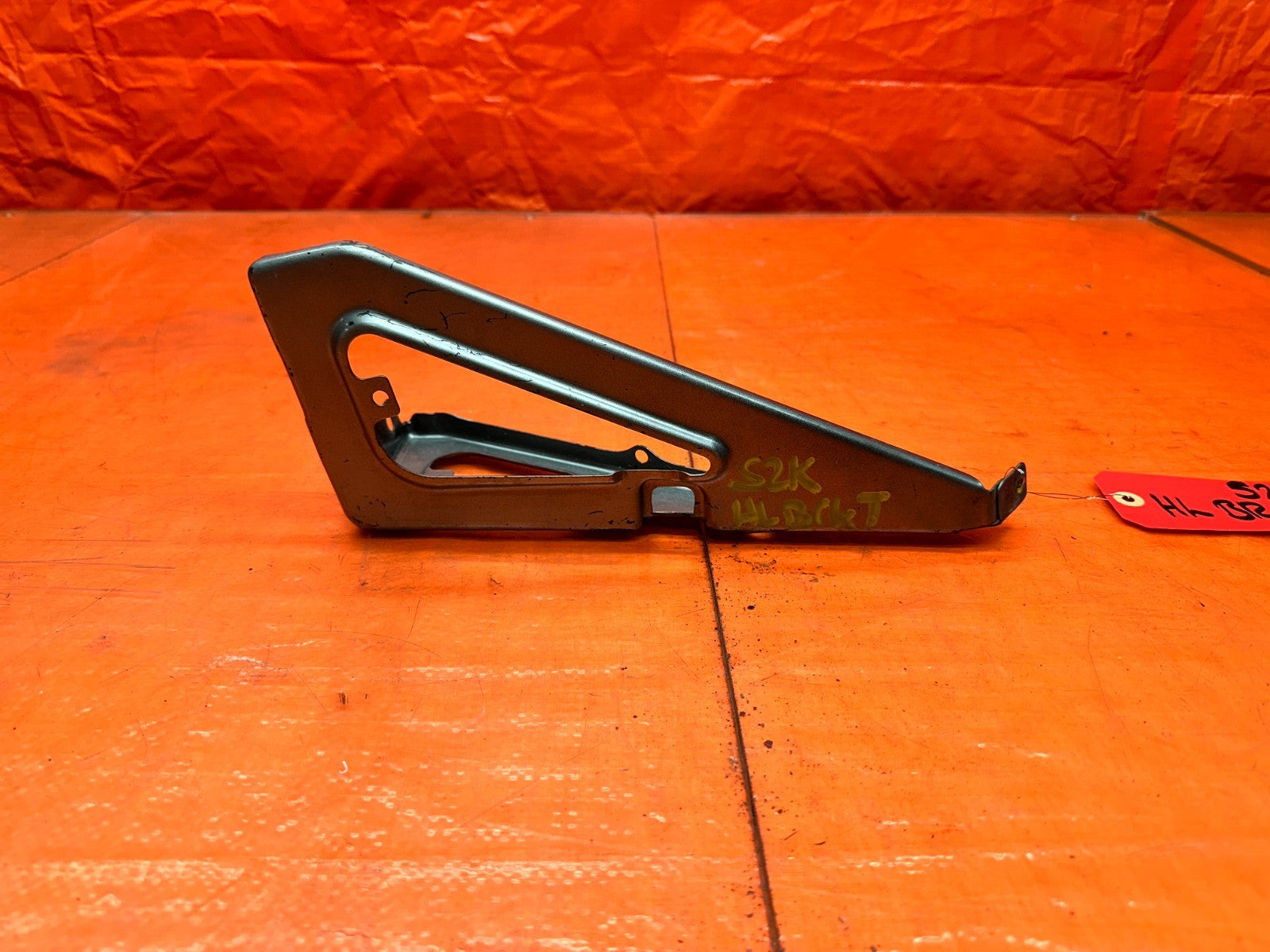 2000 2009 HONDA S2000 LEFT FRONT FENDER BRACKET SUPPORT STAY MOUNT LH OEM #S2K4