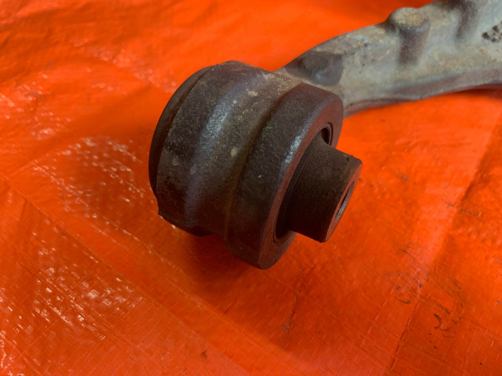 OEM 2009 09 ACURA TSX   DRIVER LEFT FRONT LOWER CONTROL ARM   GOOD BUSHINGS5