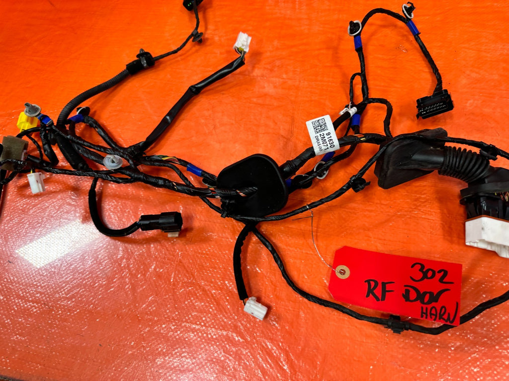 2013 13  HYUNDAI GENESIS COUPE   PASSENGER RIGHT DOOR HARNESS WIRE LOOM OEM 3024