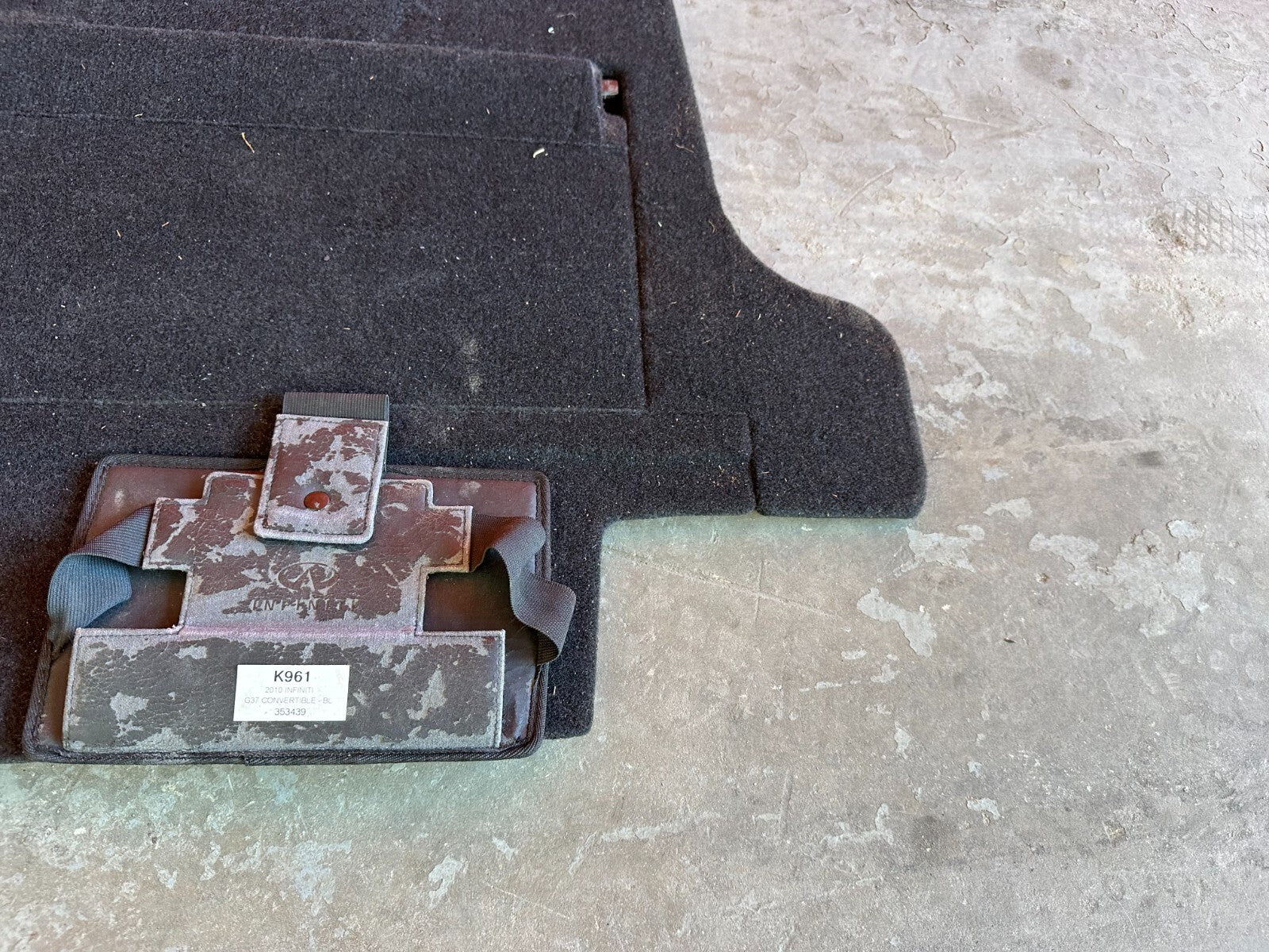 09 15 INFINITI G37 CONVERTIBLE CARGO LINER TRUNK MAT CARDBOARD FLAP LINING OEM1