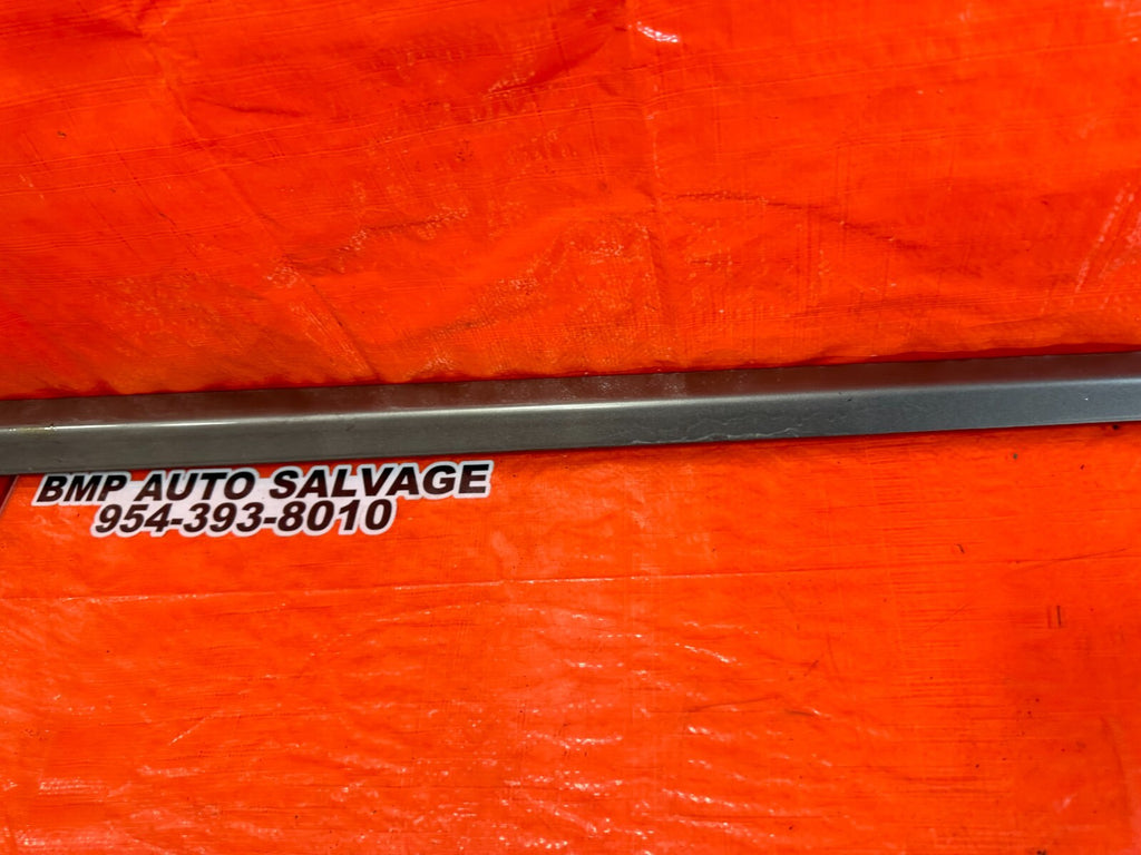 06 11 HONDA CIVIC SI 4D SEDAN   DOOR MOLDING IMPACT STRIP RIGHT FRONT OEM #2603