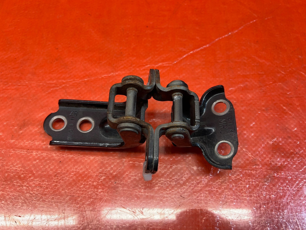 15 21 SUBARU WRX & STI   PASSENGER RIGHT REAR DOOR HINGE SET UPPER LOWER OEM 1705