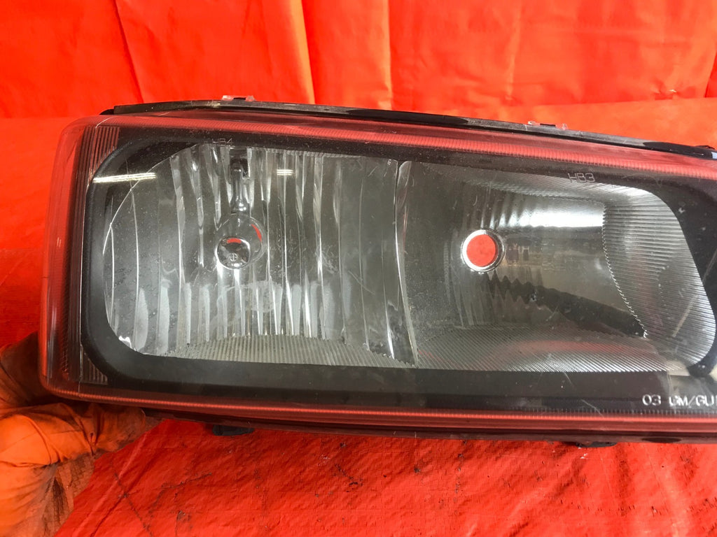OEM 2003 03 CHEVROLET CHEVY SILVERADO PASSENGER RIGHT HEADLIGHT LAMP 165309382