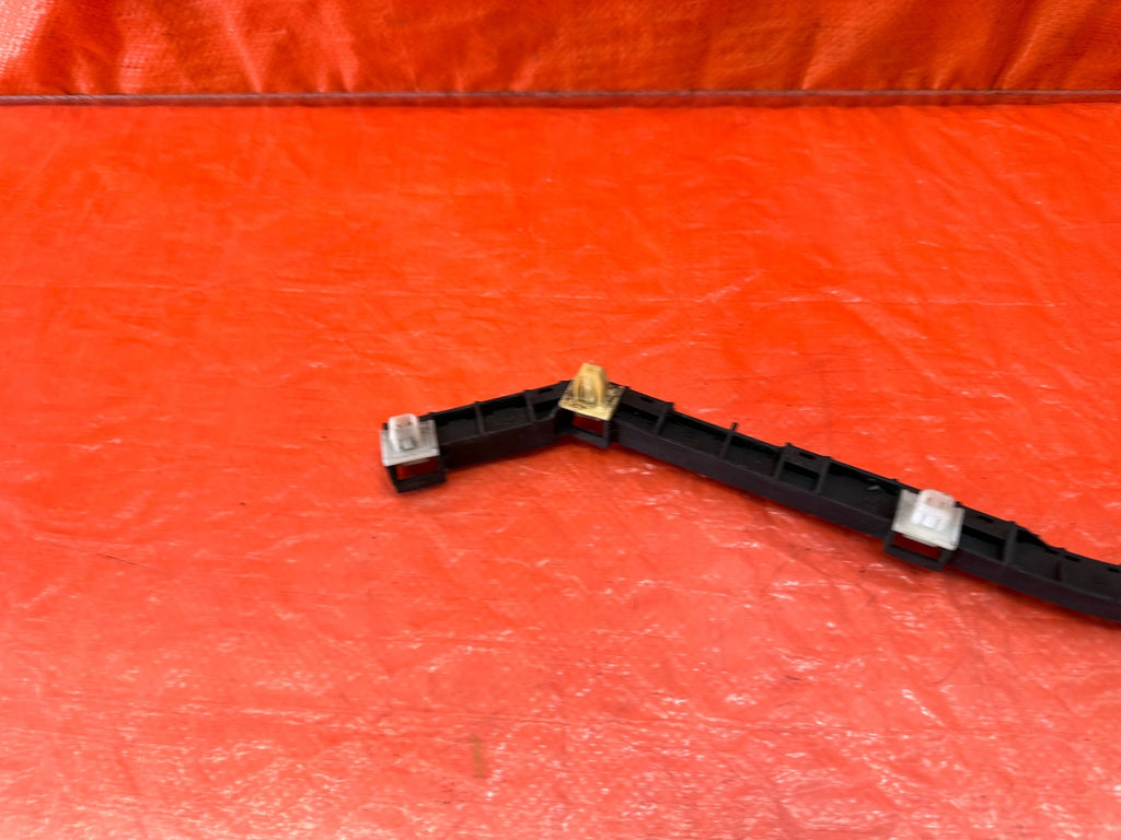 04 08 ACURA TSX   LEFT REAR   BUMPER BRACKET CLIP SPACER RETAINER   OEM #19618
