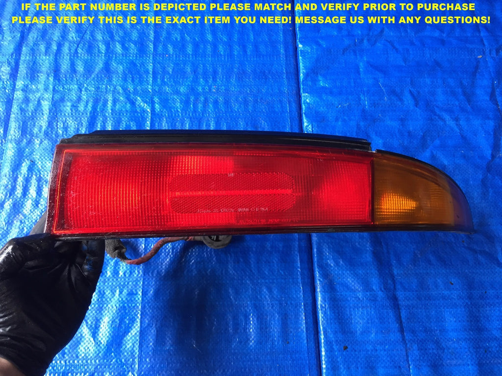 OEM 1993 1994 INFINITI J30 PASSENGER RIGHT TAIL LIGHT R RH 93 94 10