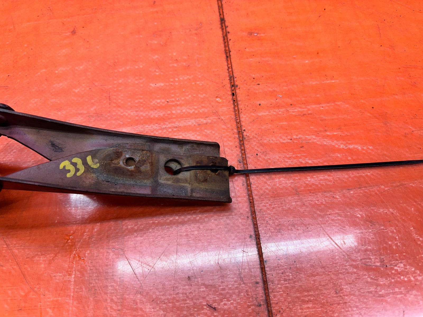 97 01 HONDA PRELUDE 2.2L DRIVER PASSENGER LEFT RIGHT HOOD HINGES HINGE OEM #3365