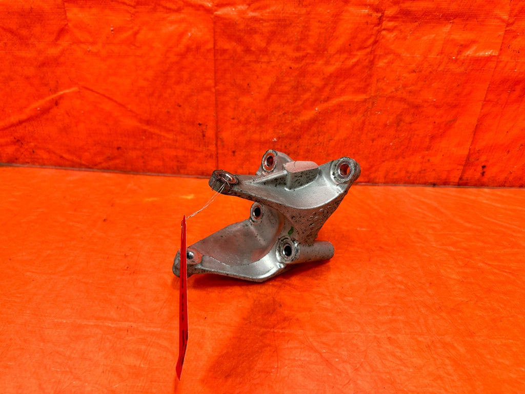 09 14 ACURA TSX 2.4L   ALUMINUM ENGINE MOTOR MOUNT BRACKET   REAR    OEM #3053