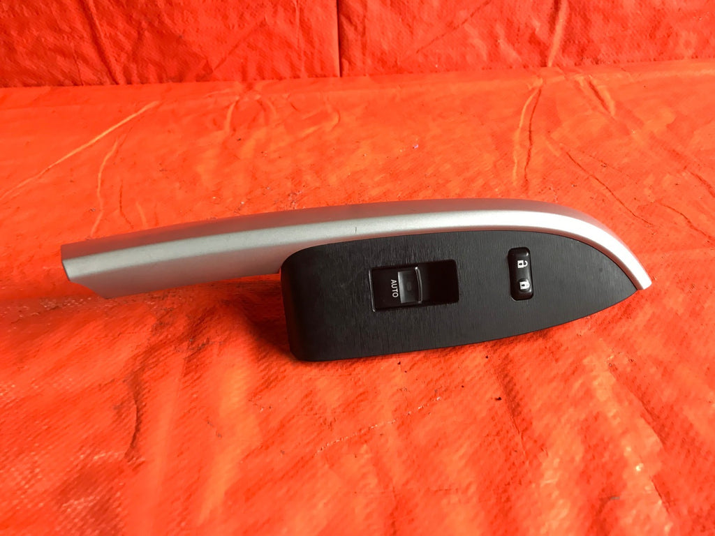 OEM 2012 12 TOYOTA PRIUS PASSENGER RIGHT FRONT WINDOW SWITCH R RF RH0