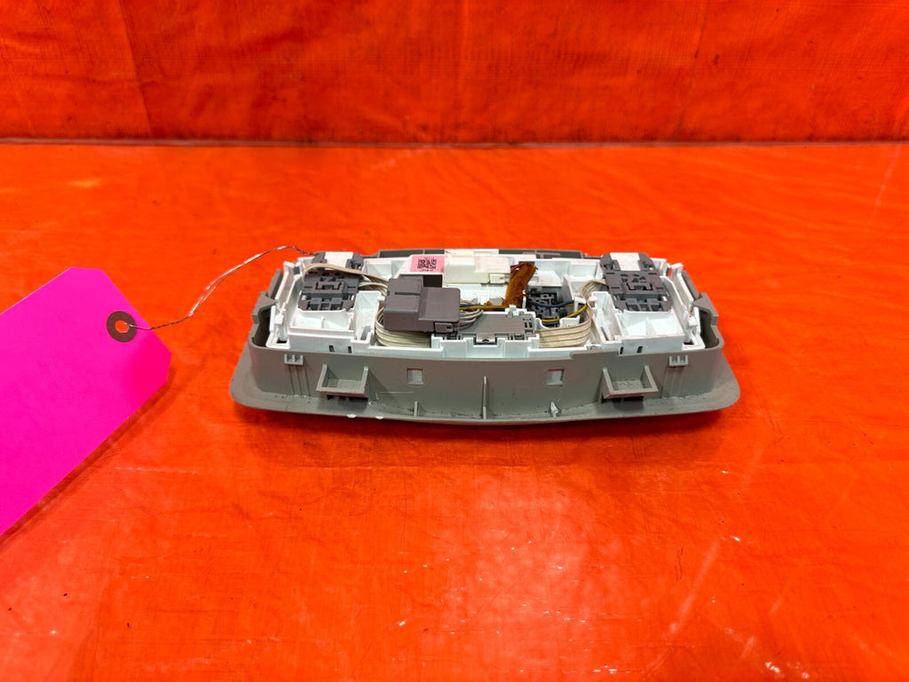 09 15 INFINITI G37 CONVERTIBLE   FRONT   DOME MAP READING LIGHT LAMP   OEM #2784