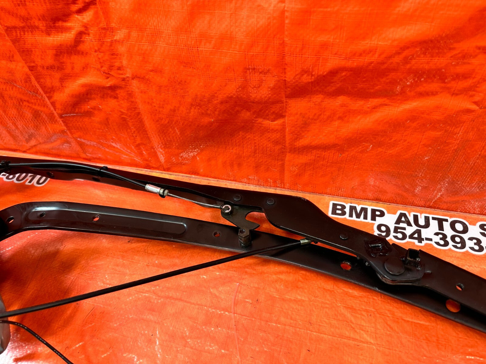 02 10 LEXUS SC430   RIGHT CONVERTIBLE ROOF PANEL SUB LINK W/ MOTOR   OEM #2616