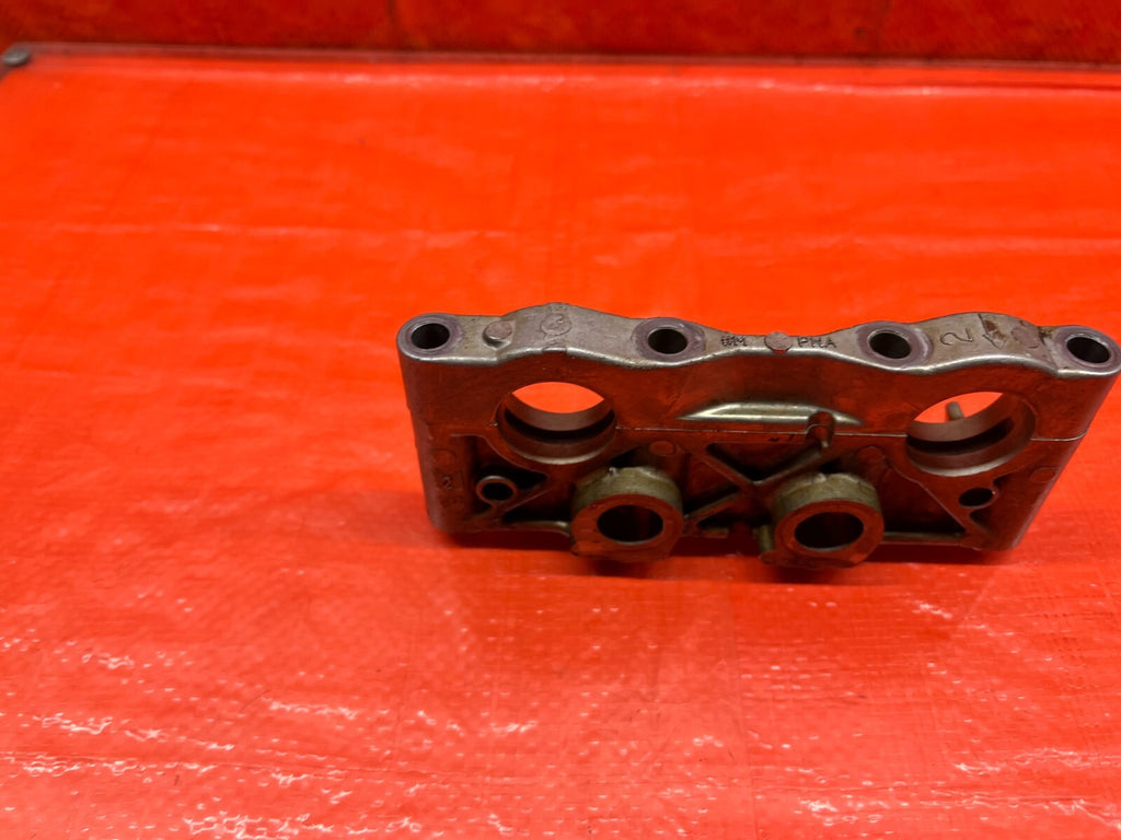 02 06 ACURA RSX TYPE S   K20A2   CAMSHAFT CAM CAP TOWER HOLDER   HOLDER #2   OEM5