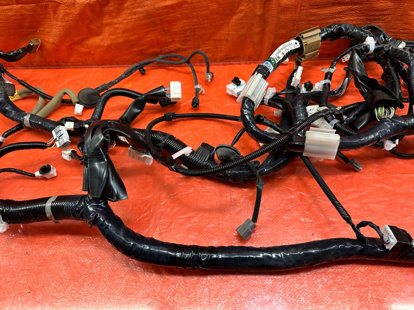 09 11 INFINITI G37 CONVERTIBLE BODY WIRE HARNESS WIRING LOOM   24014 1NJ1B   2326