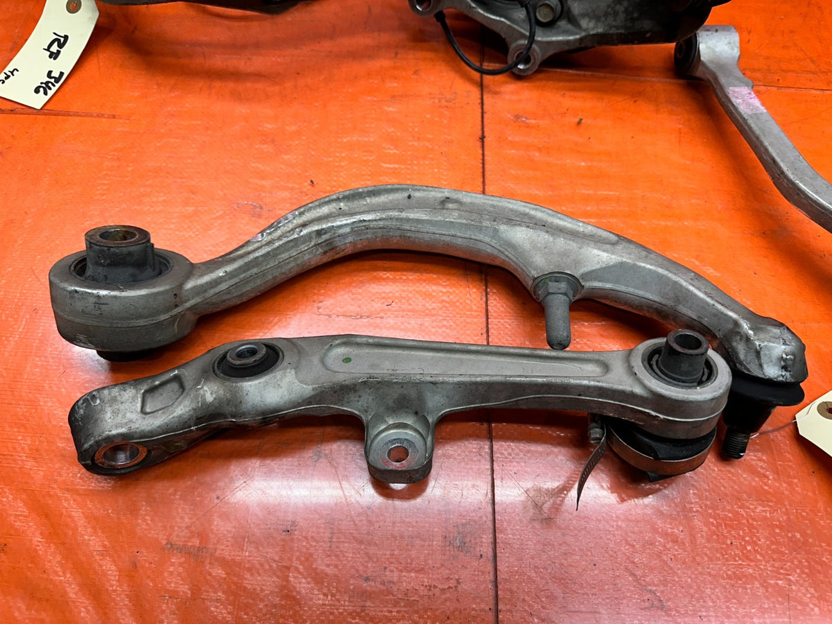 03-08 NISSAN 350Z RIGHT FRONT SPINDLE KNUCKLE HUB CONTROL ARMS OEM #34616