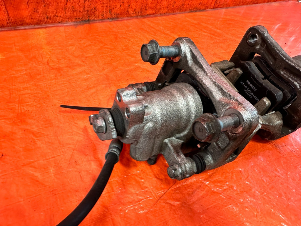 09 14 ACURA TSX   REAR BRAKE CALIPERS   LEFT RIGHT CALIPER SET   OEM FACTORY 32111