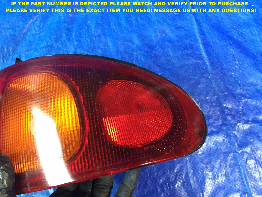 OEM 1995 1996 95 96 HYUNDAI SONATA PASSENGER RIGHT TAIL LIGHT 2B3