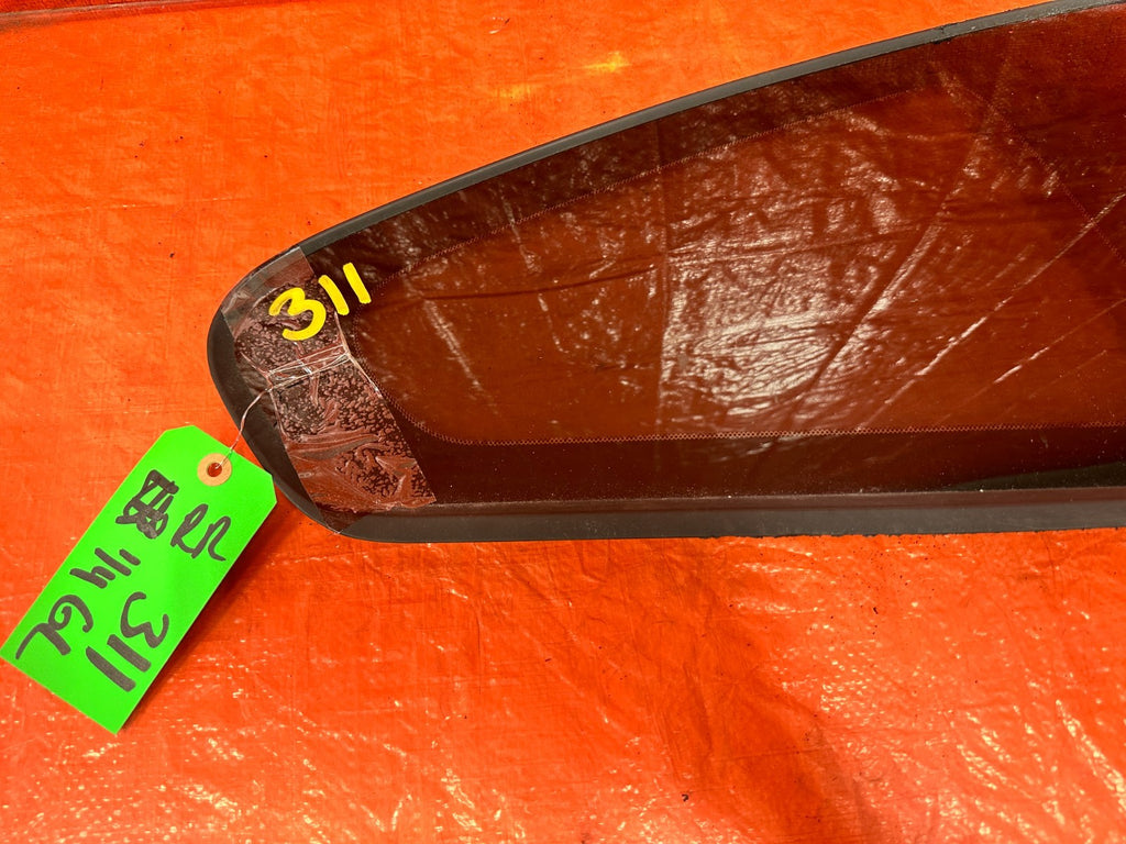 09 15 INFINITI G37 CONVERTIBLE   RIGHT REAR QUARTER VENT GLASS WINDOW OEM #3115