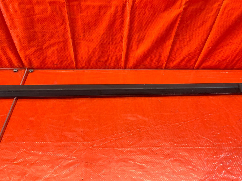 96 00 HONDA CIVIC COUPE & HATCH DOOR MOLDING IMPACT STRIP   RIGHT SIDE   OEM 1305
