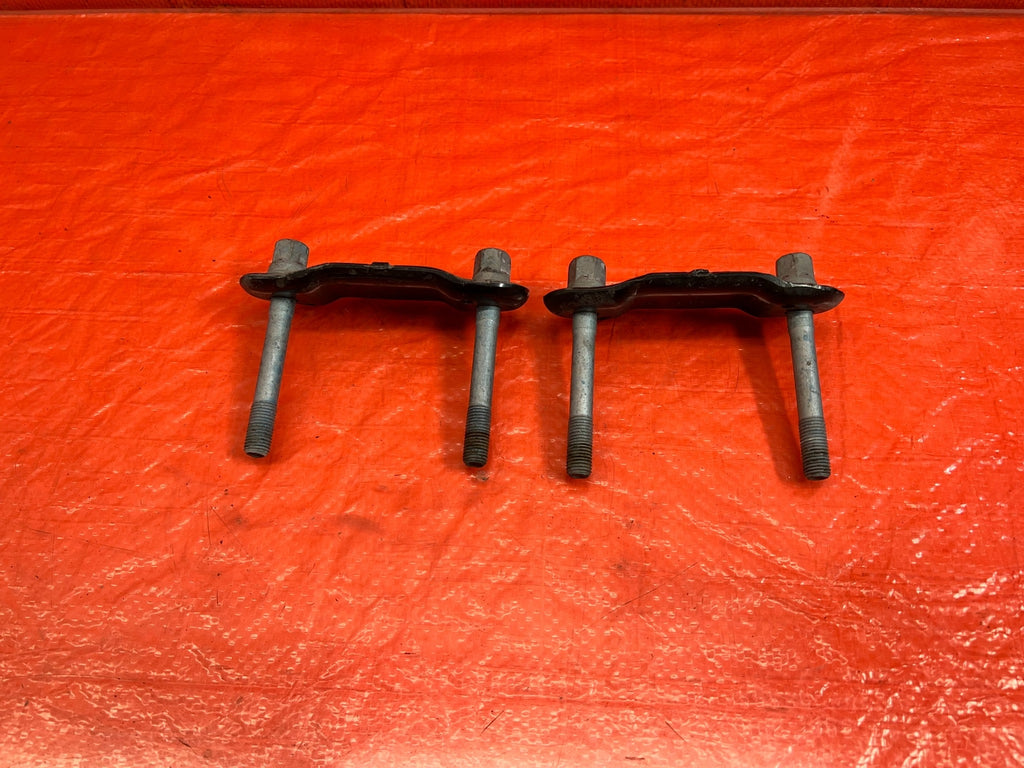 18 21 HONDA ACCORD EX EXL SPORT 1.5L   FRONT SWAY BAR BRACKETS & BOLTS   OEM 1840