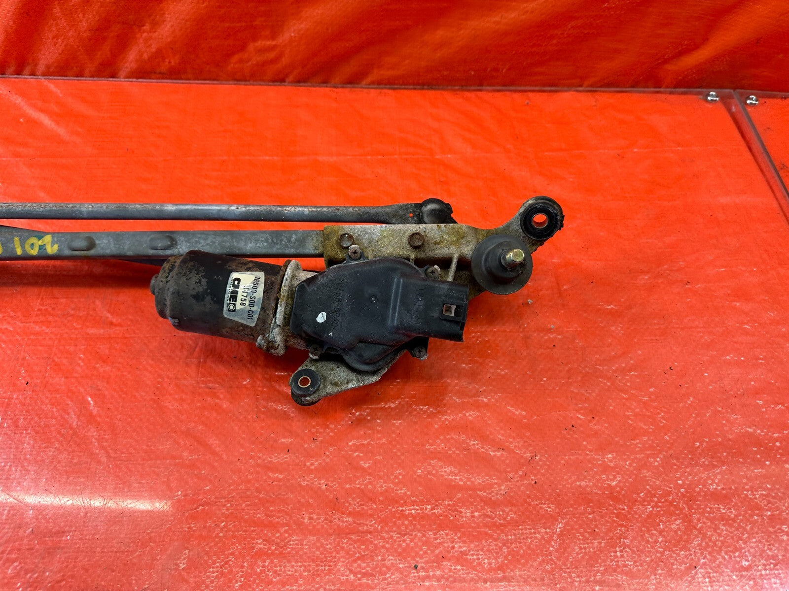 96 00 HONDA CIVIC   WINDSHIELD WIPER MOTOR AND WIPER LINKAGE COMBO   OEM #2018