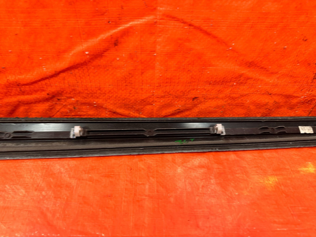 06 11 HONDA CIVIC SI 4D SEDAN   DOOR MOLDING IMPACT STRIP LEFT FRONT OEM #3078