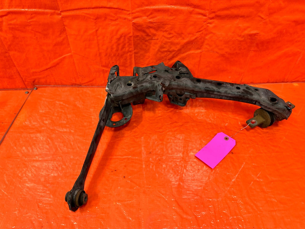 06 11 HONDA CIVIC SI   PASSENGER RIGHT REAR LOWER CONTROL TRAILING ARM   OEM 2708