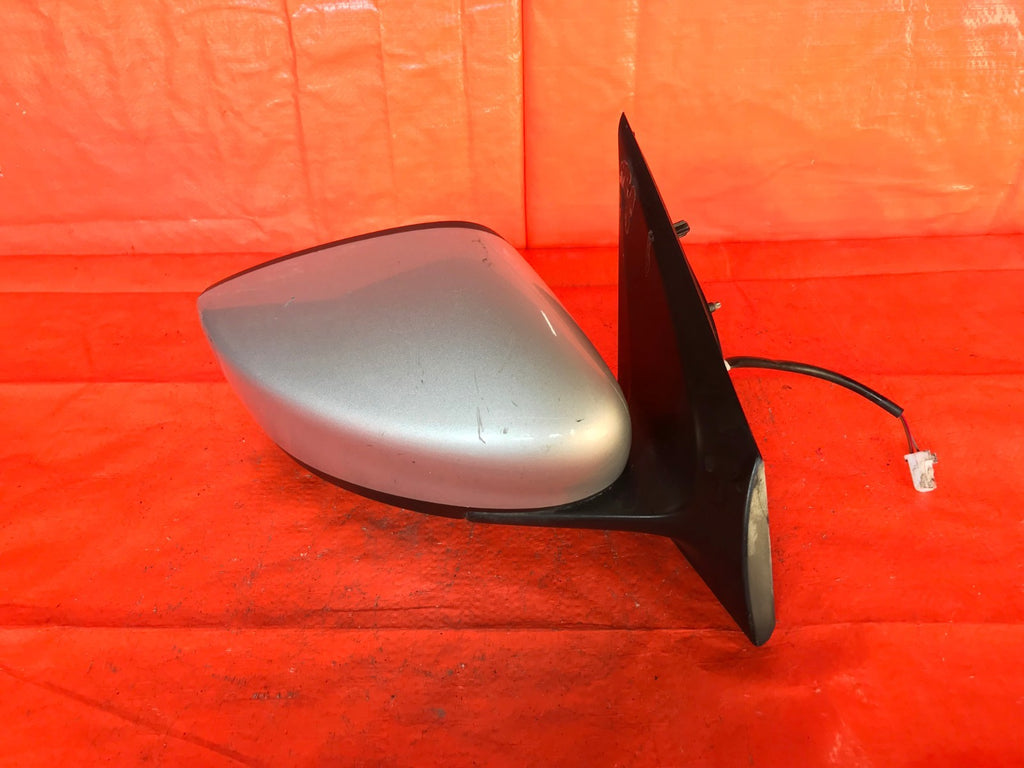 OEM 2017 17 NISSAN VERSA SEDAN PASSENGER RIGHT SIDE VIEW MIRROR   POWER   SILVER0