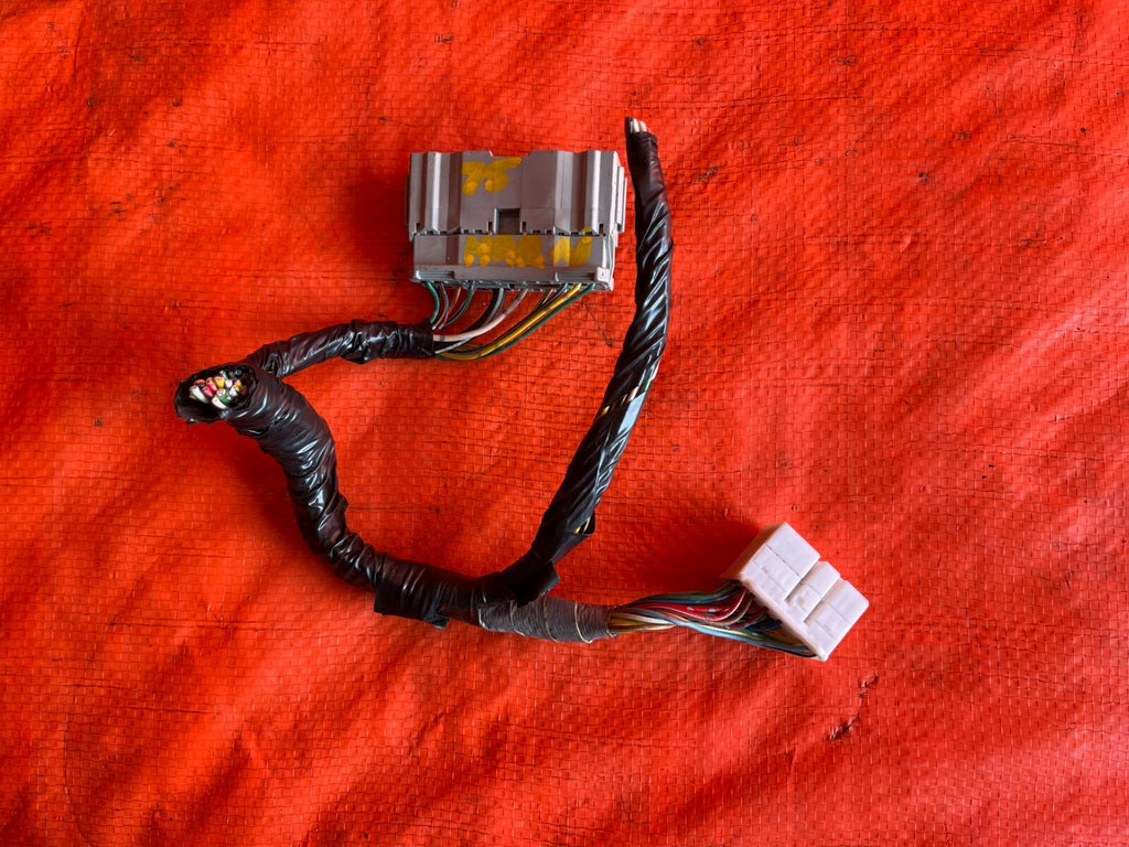 02 04 ACURA RSX TYPE S   MANUAL TRANSMISSION   ENGINE COMPUTER PRB ECU PLUG #750