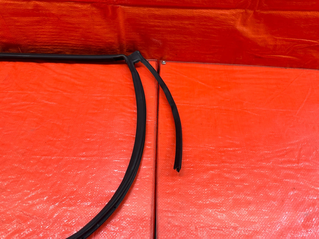 06 11 CIVIC 4D SEDAN DRIVER LEFT REAR DOOR WEATHER STRIP TRIM SEAL GASKET #2035