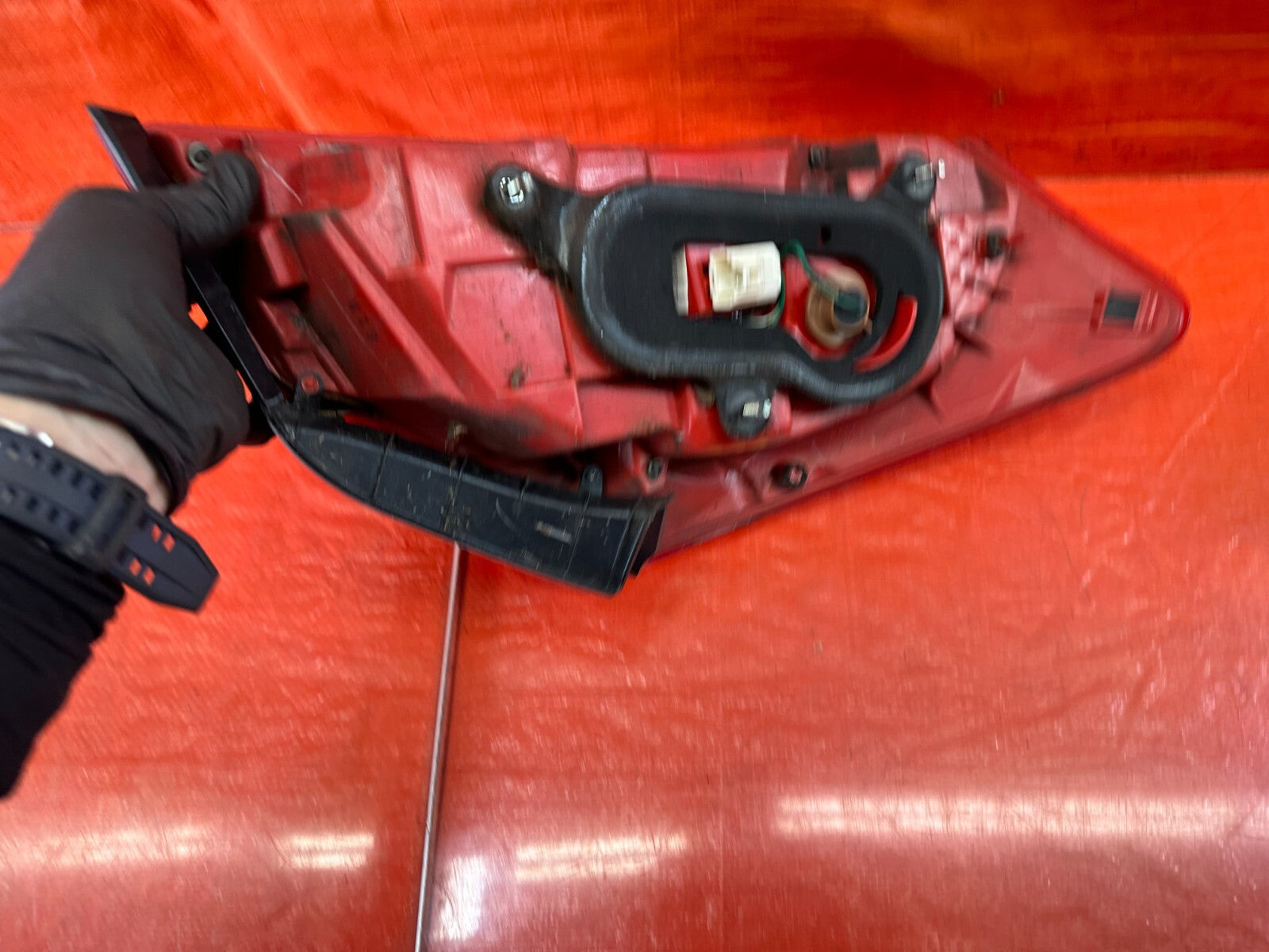 09 13 INFINITI G37 SEDAN PASSENGER RIGHT OUTER TAIL LIGHT LAMP OEM FACTORY #23811