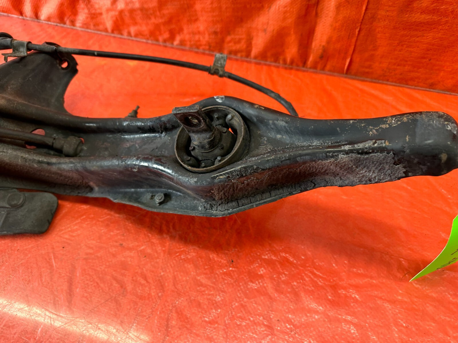 1989 89 HONDA CRX   PASSENGER RIGHT REAR TRAILING ARM BRAKE DRUM   OEM #2433