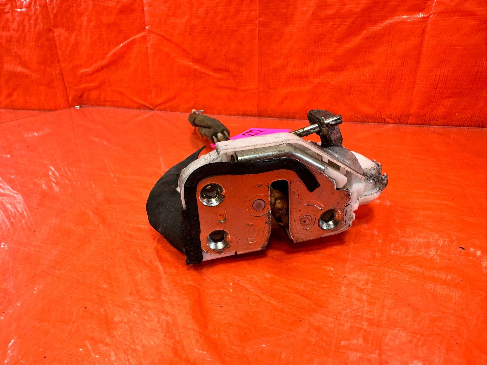 06 11 HONDA CIVIC 4D SEDAN PASSENGER RIGHT REAR DOOR LOCK ACTUATOR   OEM #2704