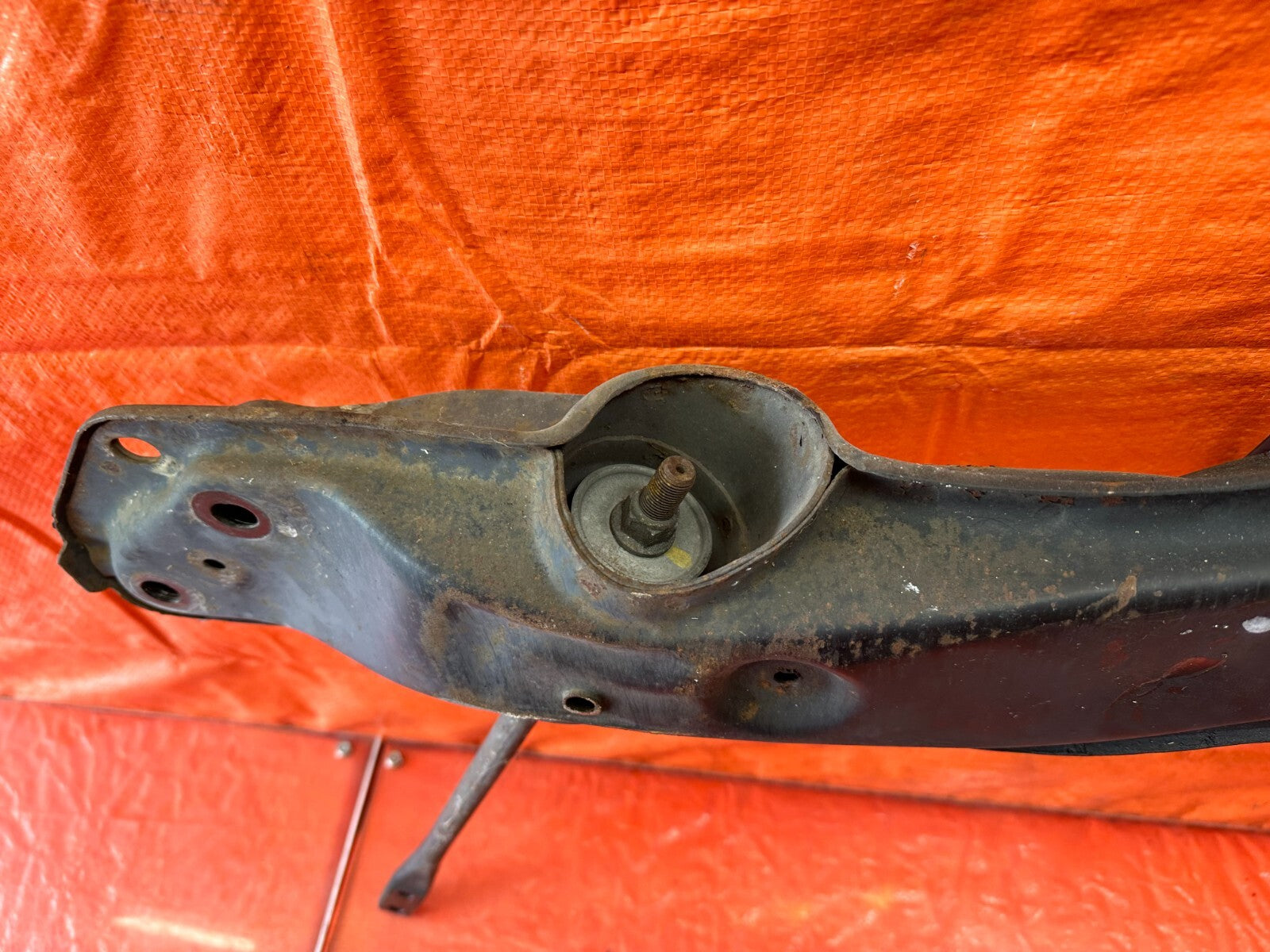 88 91 HONDA CRX   ENGINE MOTOR SUB FRAME CROSS MEMBER   FRONT PORTION   OEM #2439