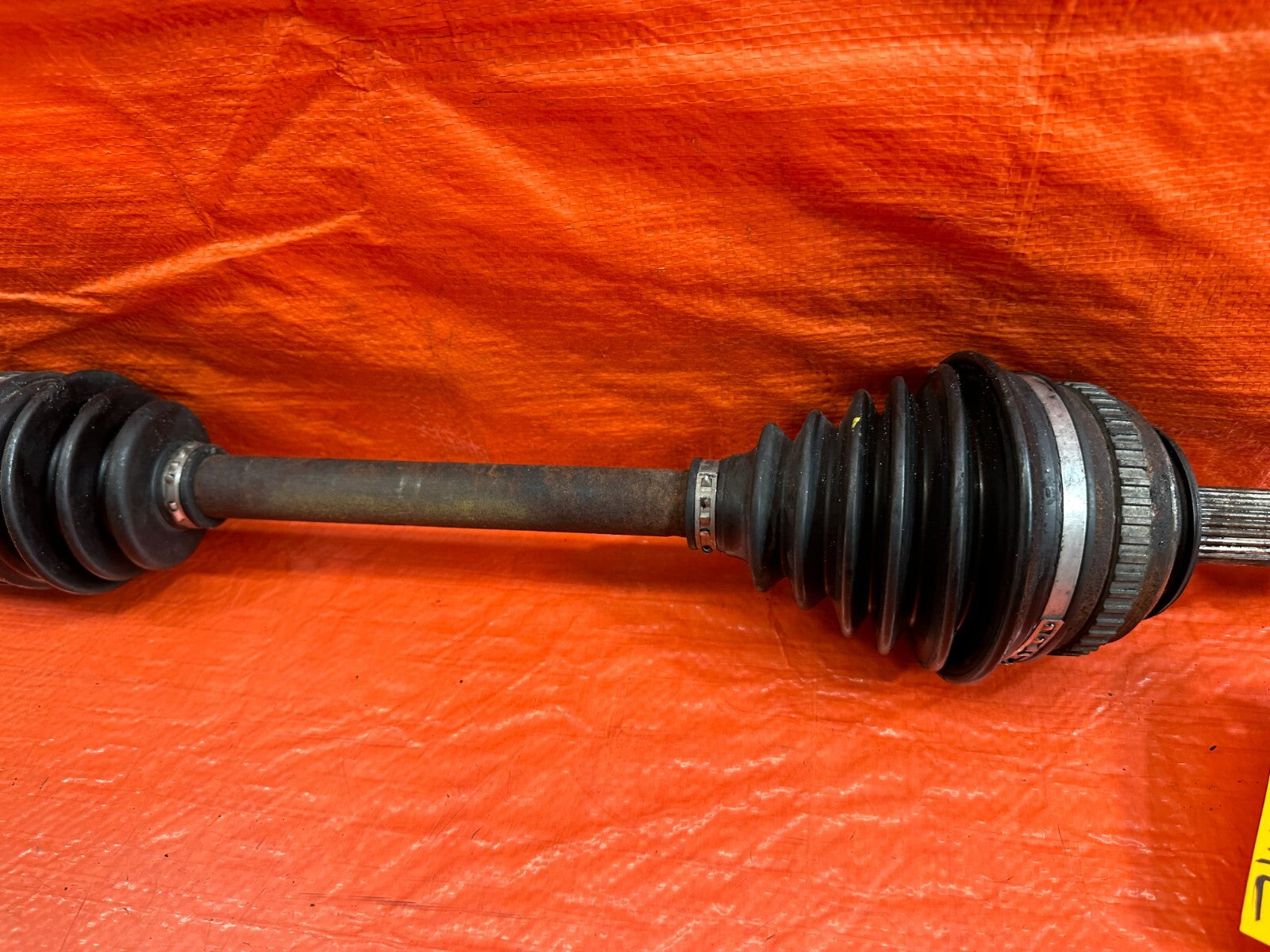 93 97 HONDA DEL SOL 92 00 CIVIC   AXLE / CV JOINT   PASSENGER RIGHT SIDE OEM 2275