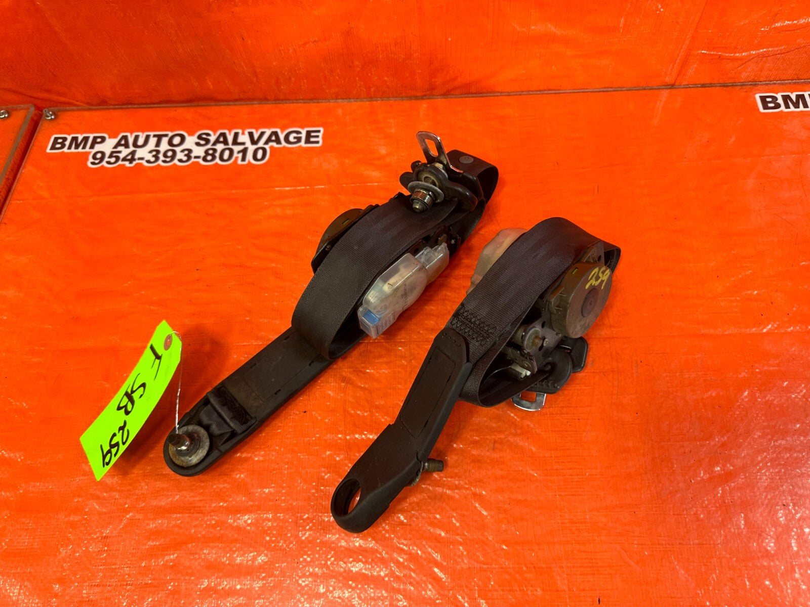 97 01 HONDA PRELUDE   LEFT & RIGHT FRONT SEAT BELTS   OEM FACTORY #2594
