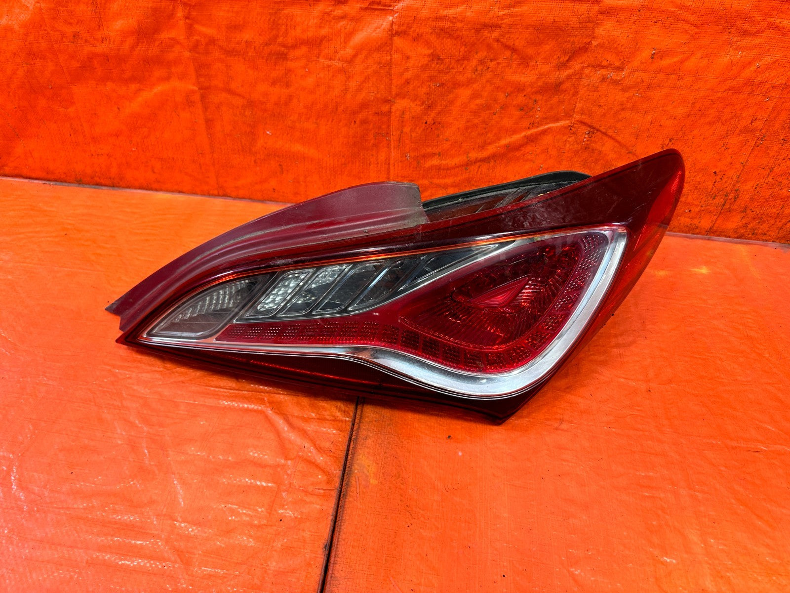 13 16 HYUNDAI GENESIS COUPE   PASSENGER RIGHT TAIL LIGHT LAMP OEM FACTORY #3260