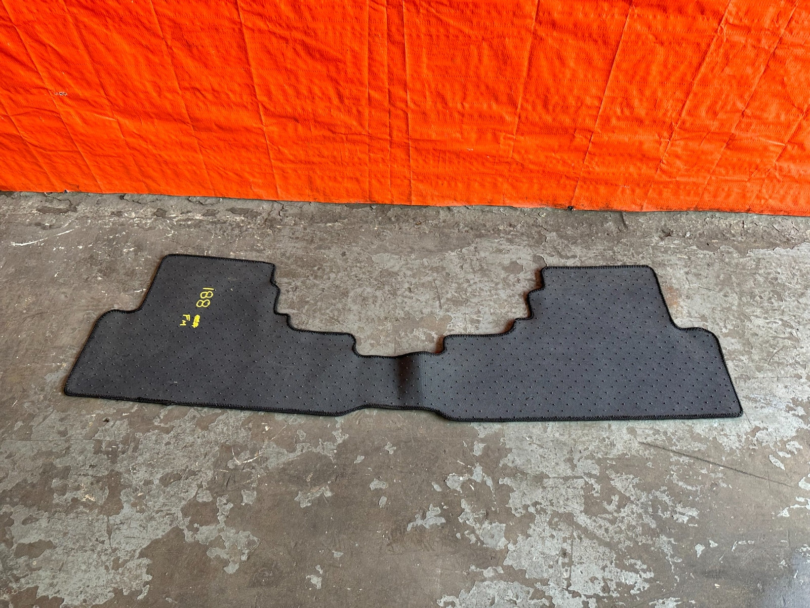 08 15 INFINITI G37 & Q60    2D COUPE   REAR FLOOR MAT   BLACK   OEM #1889